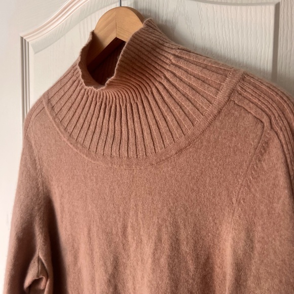 Isaac Mizrahi Love Cashmere Women's 100% Cashmere Turtleneck Sweater, Large - Picture 3 of 9